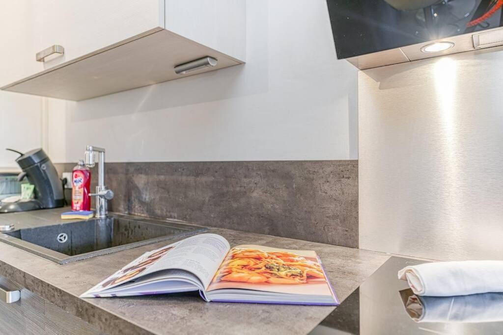 Bel Appartement-Garage Prive-Balcon-Wifi Fibre Rhut 外观 照片