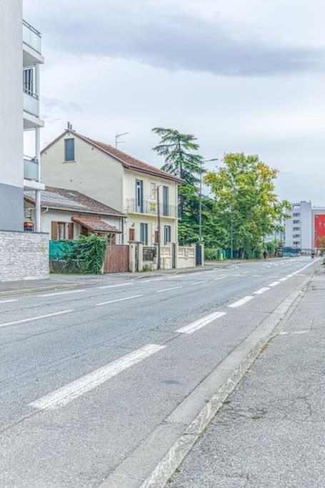 Bel Appartement-Garage Prive-Balcon-Wifi Fibre Rhut 外观 照片
