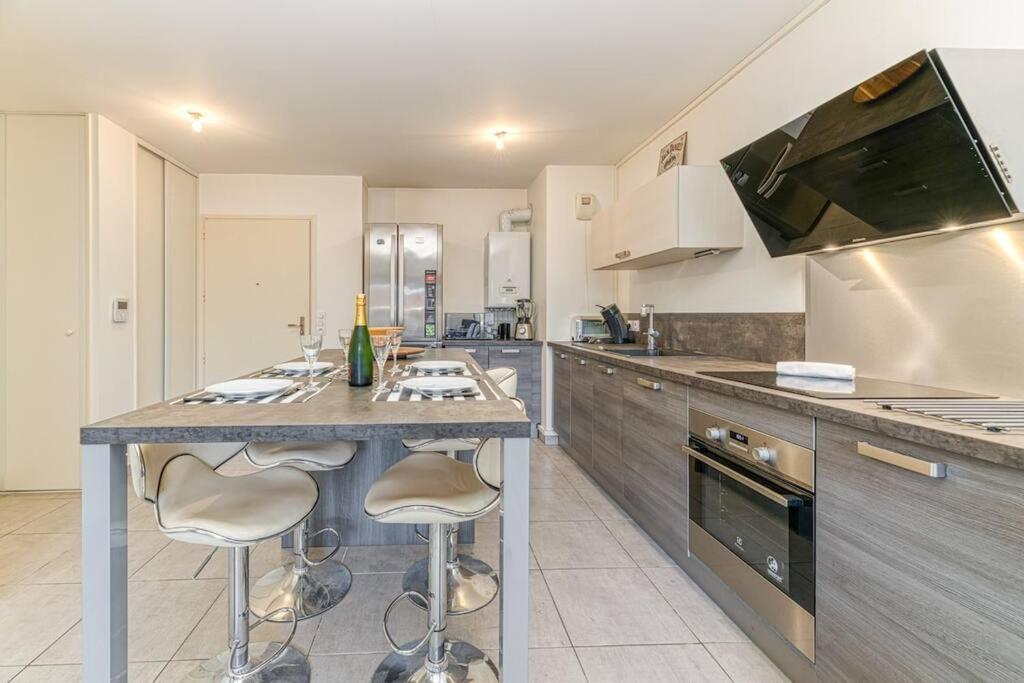 Bel Appartement-Garage Prive-Balcon-Wifi Fibre Rhut 外观 照片