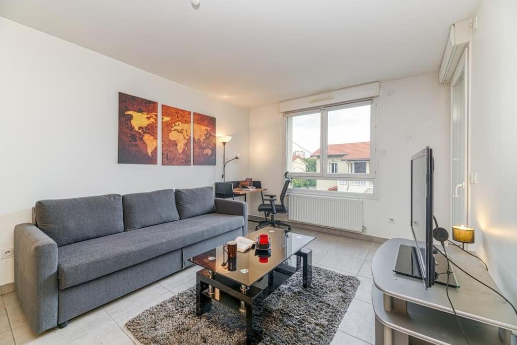 Bel Appartement-Garage Prive-Balcon-Wifi Fibre Rhut 外观 照片