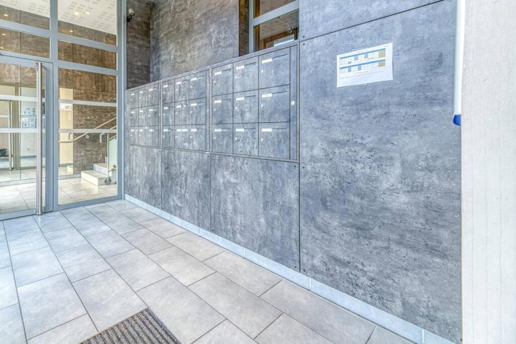 Bel Appartement-Garage Prive-Balcon-Wifi Fibre Rhut 外观 照片